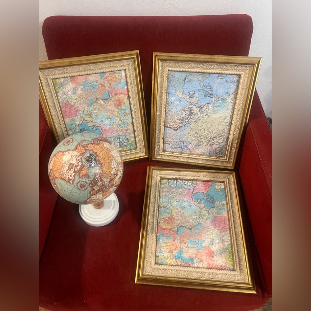 World maps decorations